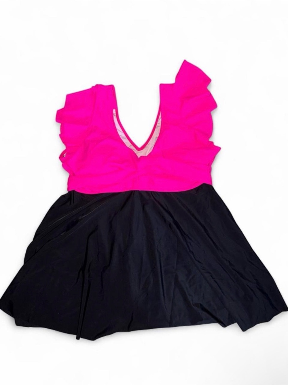 Women’s 3XL pink & black ruffle swim top
